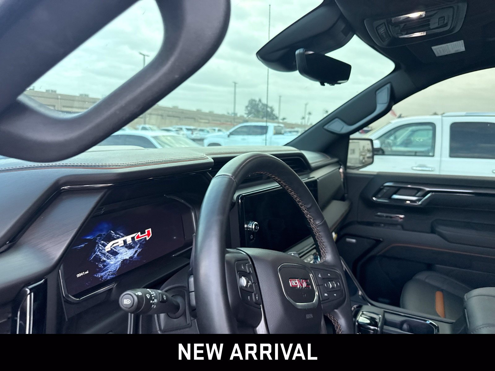 Used 2026 GMC Sierra 1500 AT4 w/ AT4 Premium Package AWD/4WD image 9