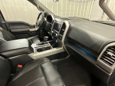 Used 2019 Ford F150 Lariat w/ Equipment Group 502A Luxury image 14