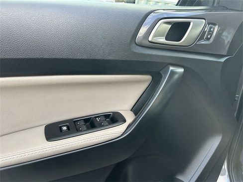 Used 2020 Ford Ranger Lariat w/ Equipment Group 501A Mid image 19