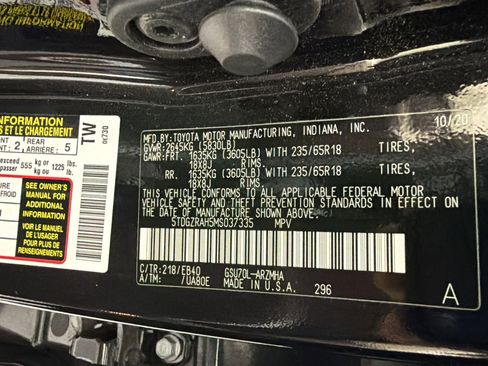 Used 2021 Toyota Highlander XLE FWD image 16