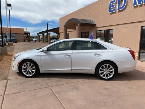 Used 2017 Cadillac XTS Luxury w/ Driver Awareness Package image 5