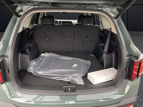 New 2026 Kia Sorento EX image 16