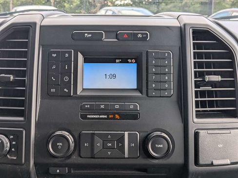 Used 2018 Ford F150 XL w/ Equipment Group 101A Mid AWD/4WD image 17