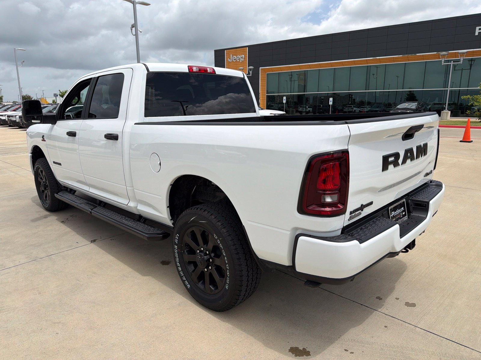 New 2026 RAM 2500 Lone Star AWD/4WD image 4
