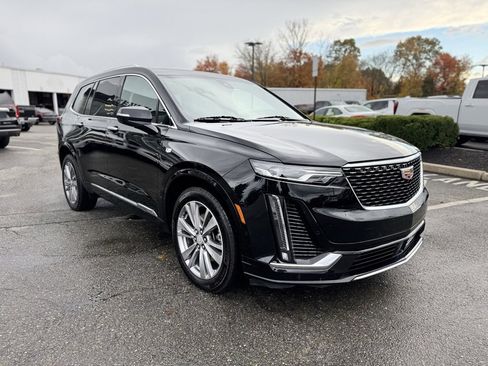 Used 2024 Cadillac XT6 Premium Luxury w/ Technology Package image 9