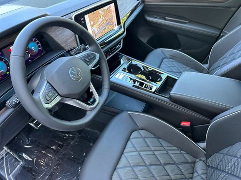New 2026 Volkswagen Atlas SEL Premium R-Line AWD/4WD image 9
