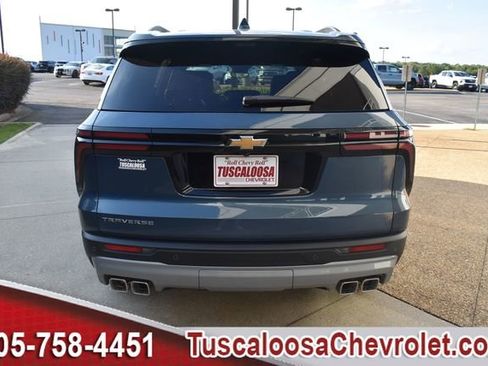 New 2026 Chevrolet Traverse LT w/ Driver Confidence Package image 8