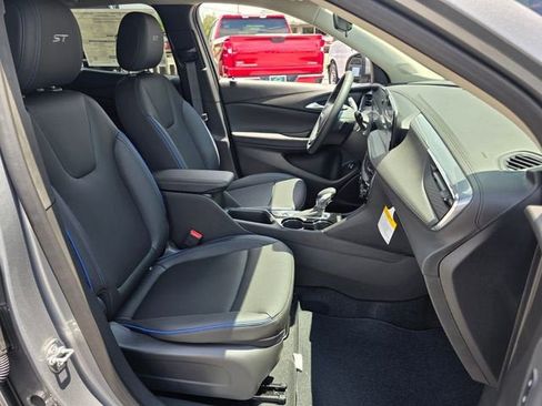 New 2026 Buick Encore GX Sport Touring w/ Comfort Package FWD image 16