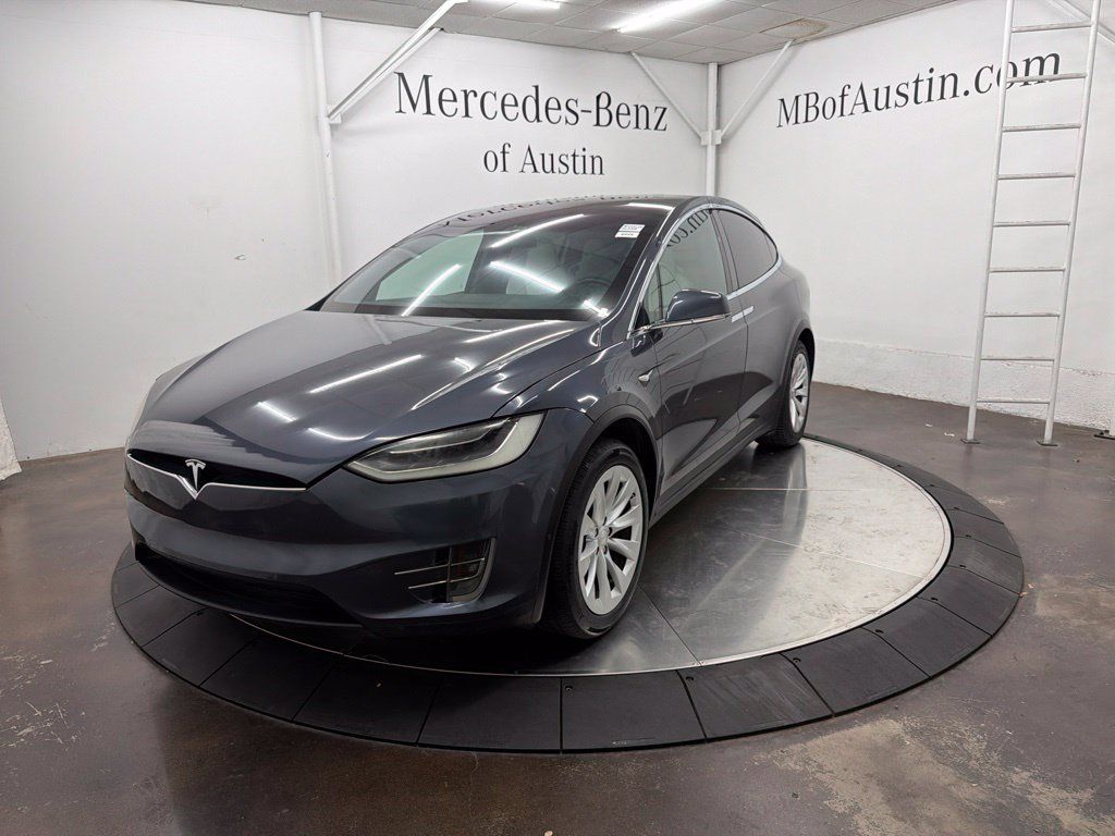 Used 2019 Tesla Model X Performance AWD/4WD image 3