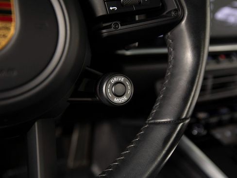 Certified 2022 Porsche 911 Carrera 4S image 29