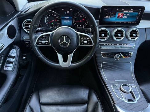 Used 2019 Mercedes-Benz C 300 Sedan image 9