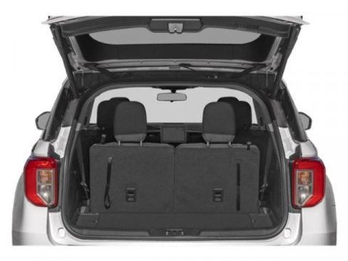 Used 2024 Ford Explorer XLT w/ Equipment Group 202A image 14