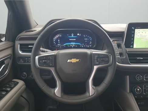 Used 2024 Chevrolet Tahoe LT w/ Luxury Package image 24