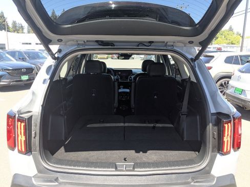 Used 2023 Kia Sorento SX Prestige AWD/4WD image 10