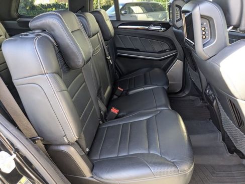 Used 2016 Mercedes-Benz GL 63 AMG 4MATIC image 26