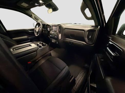 Certified 2023 Chevrolet Silverado 1500 Custom image 24
