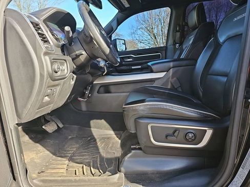 Used 2019 RAM 1500 Laramie image 16