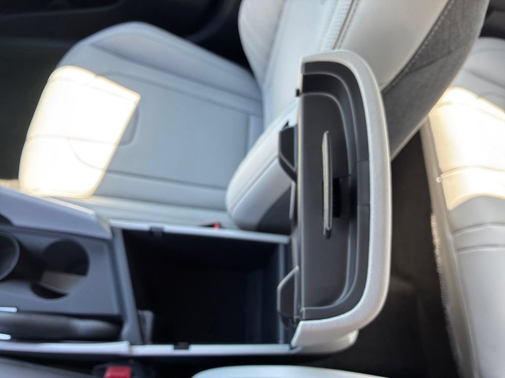 New 2026 Hyundai Elantra SEL Sport FWD image 38