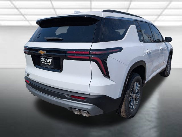 New 2027 Chevrolet Traverse LT w/ Driver Confidence Package FWD image 31