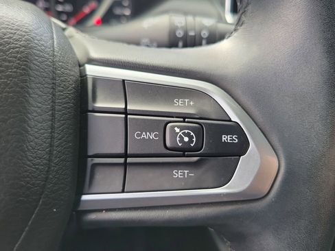 Used 2022 Jeep Compass Latitude w/ Convenience Group FWD image 6