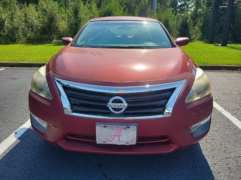 Used 2013 Nissan Altima 2.5 S FWD image 2