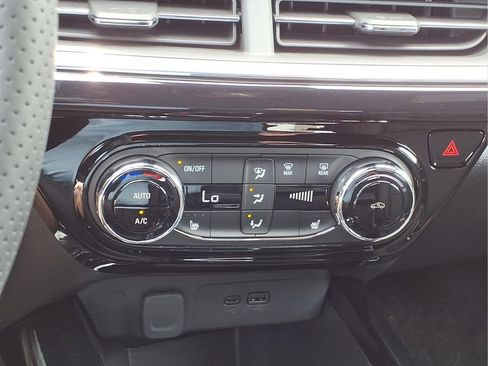 New 2026 Chevrolet Trax RS image 13