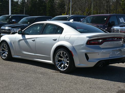 Used 2020 Dodge Charger SRT Hellcat w/ Harman/Kardon Audio Group image 12