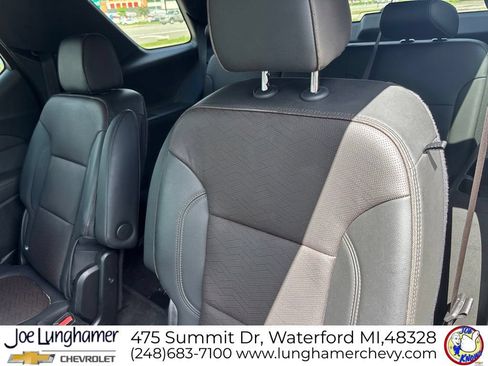 Used 2023 Chevrolet Traverse High Country w/ LPO, Floor Liner Package AWD/4WD image 12