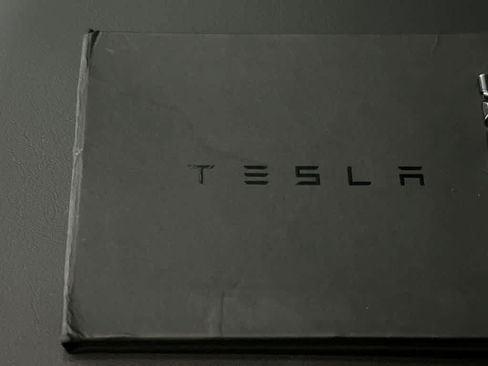 Used 2025 Tesla Model 3 Long Range AWD/4WD image 28