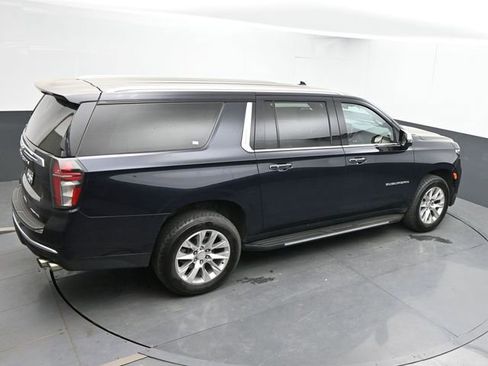 Used 2023 Chevrolet Suburban Premier AWD/4WD image 47