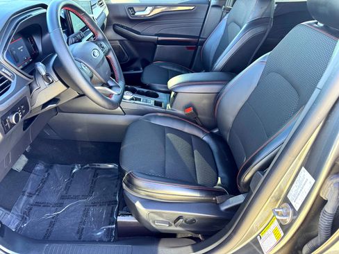 Used 2025 Ford Escape ST-Line w/ Tech Pack #1 image 13