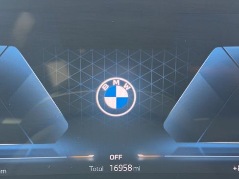 Used 2026 BMW X1 xDrive28i AWD/4WD image 19