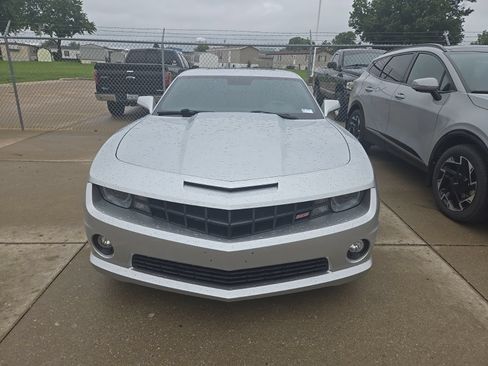 Used 2011 Chevrolet Camaro SS w/ RS Package RWD image 3