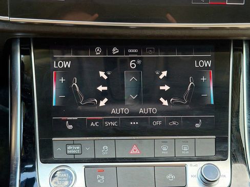 Used 2025 Audi Q7 3.0T Premium AWD/4WD image 38