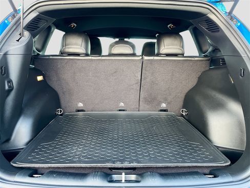 Used 2024 Jeep Compass Latitude image 23