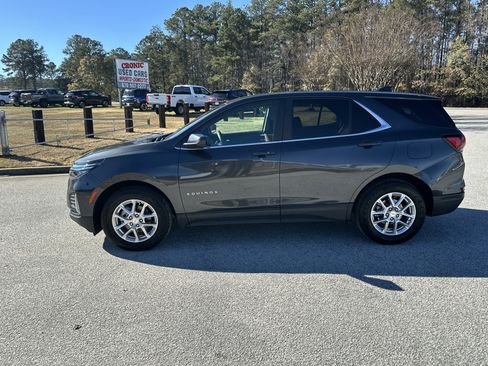 Used 2023 Chevrolet Equinox LT image 8