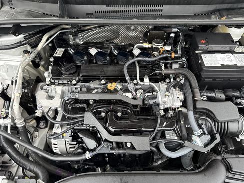 Certified 2025 Toyota Corolla SE image 16