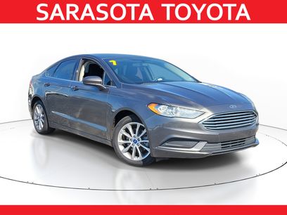 Used 2017 Ford Fusion SE w/ Fusion SE Technology Package