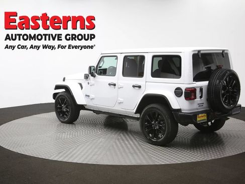 Used 2025 Jeep Wrangler Unlimited Sahara w/ Safety Group AWD/4WD image 65