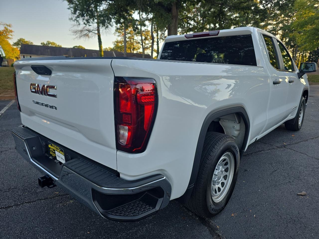 Used 2024 GMC Sierra 1500 Pro w/ Pro Value Package RWD image 5