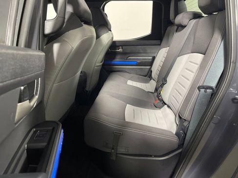 Certified 2025 Toyota Tacoma TRD Off-Road image 13