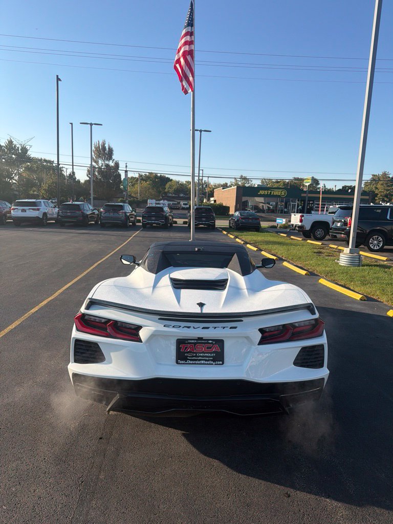 Used 2026 Chevrolet Corvette Stingray Preferred Conv w/ Stealth Interior Trim Package RWD image 8