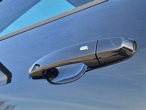 New 2026 Chevrolet Blazer LT w/ Convenience Package image 18