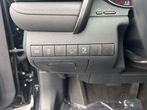 Used 2024 Toyota Camry XSE image 6