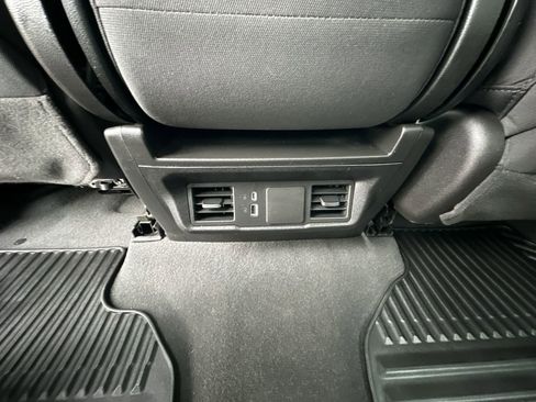 Used 2024 Chevrolet Silverado 1500 Custom image 20