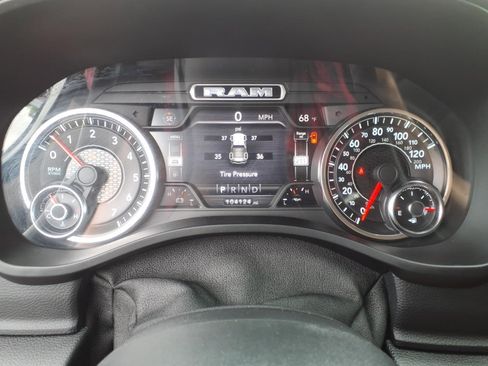 Used 2020 RAM 1500 Laramie AWD/4WD image 27