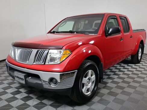 Used 2007 Nissan Frontier SE w/ Power Pkg AWD/4WD image 5