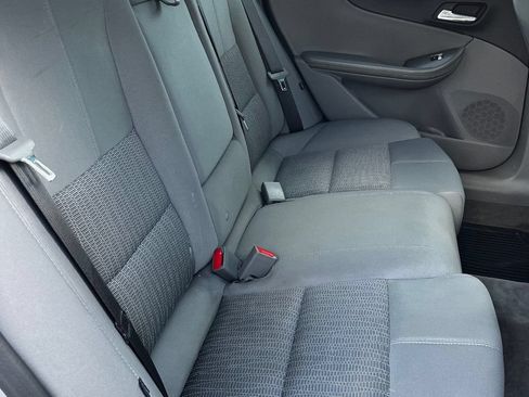 Used 2016 Chevrolet Impala LS FWD image 18