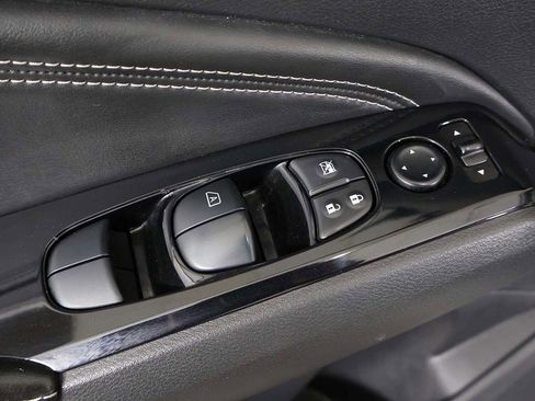 Used 2021 Nissan Altima 2.5 SV FWD image 34