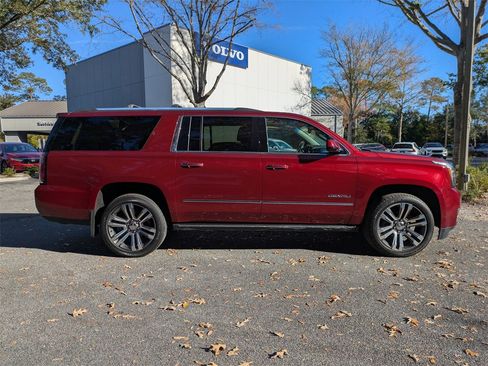 Used 2019 GMC Yukon XL Denali w/ Enhanced Security Package image 3